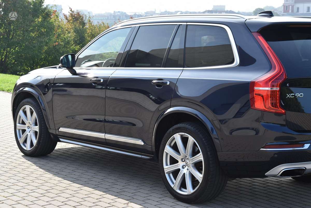 Volvo XC90 - 10