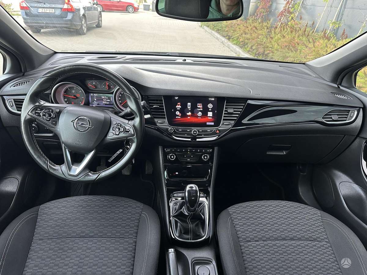 Opel Astra, 1.6 l., hatchback