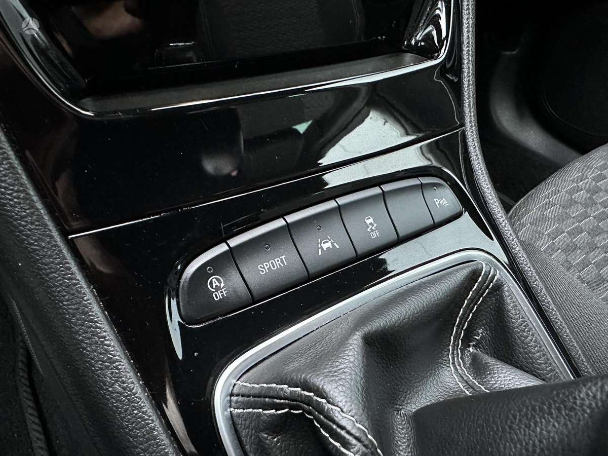 Opel Astra, 1.6 l., hatchback