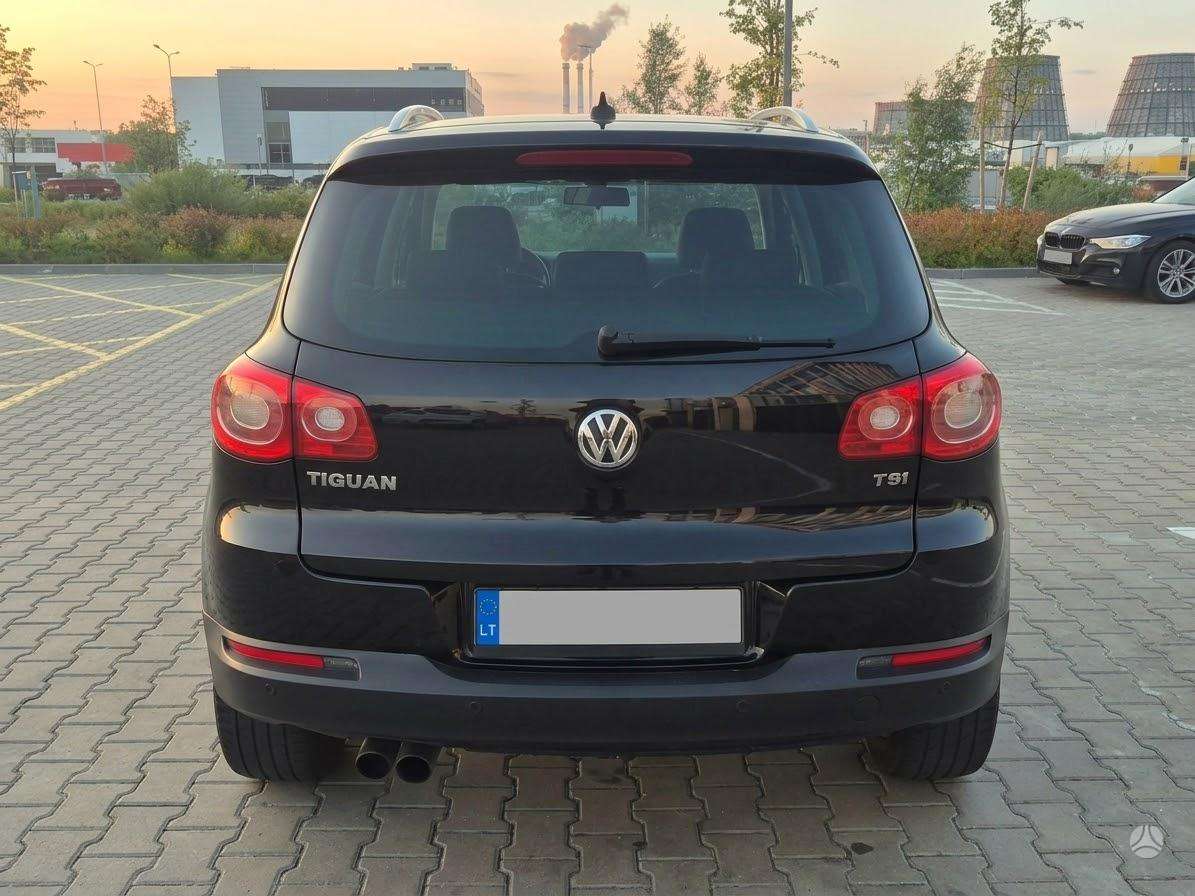 Volkswagen Tiguan - 3