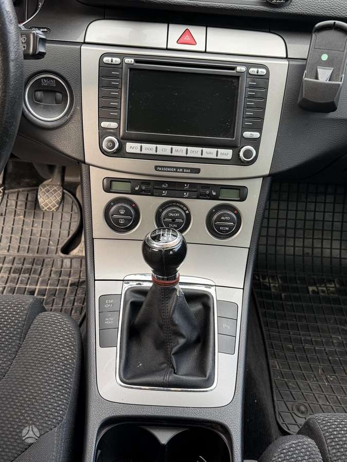 Volkswagen Passat - 7