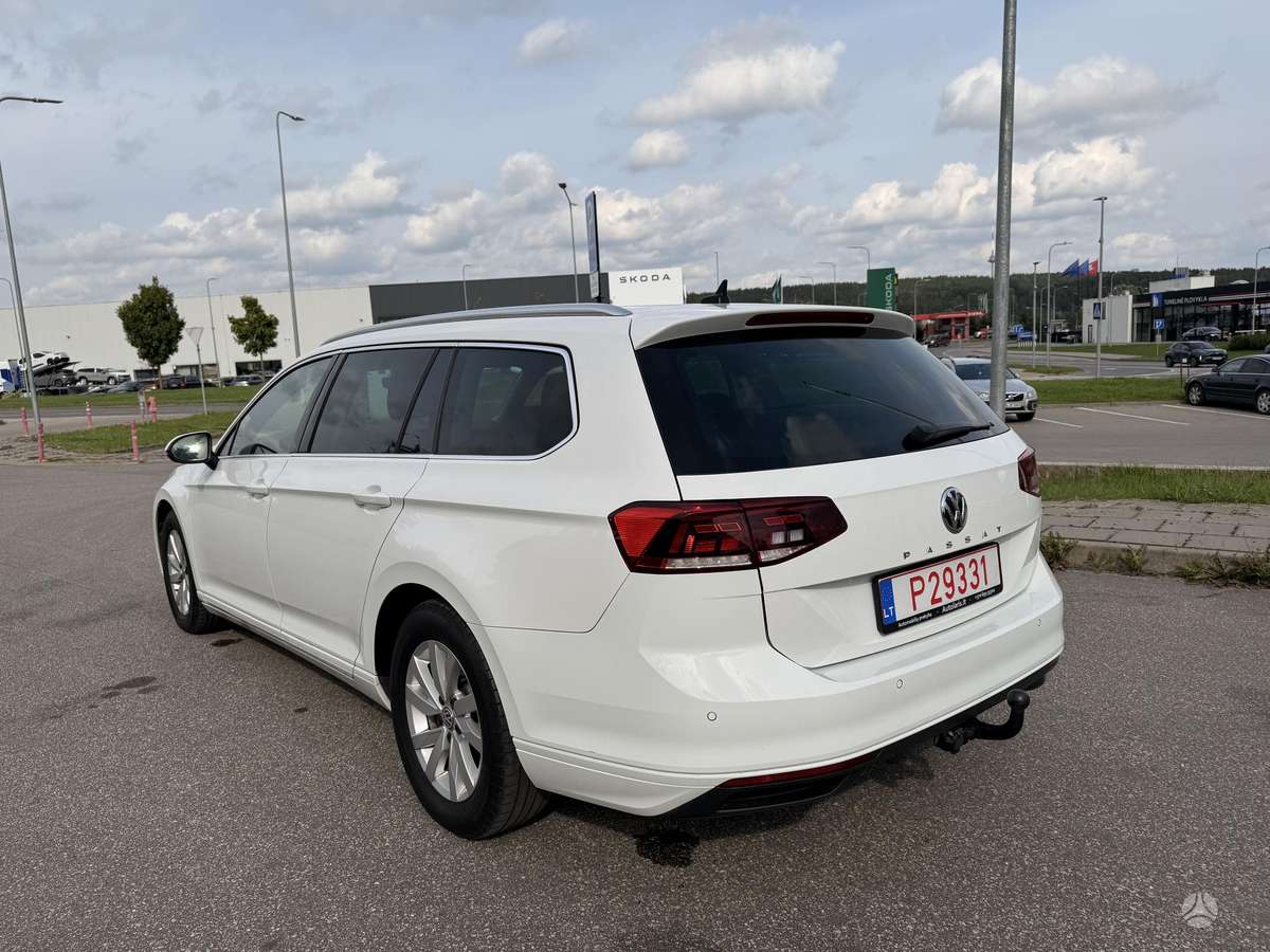 Volkswagen Passat - 7