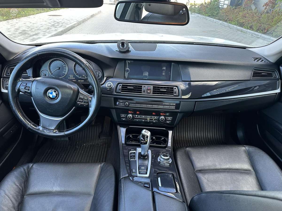 BMW 520, 2.0 l., Универсал