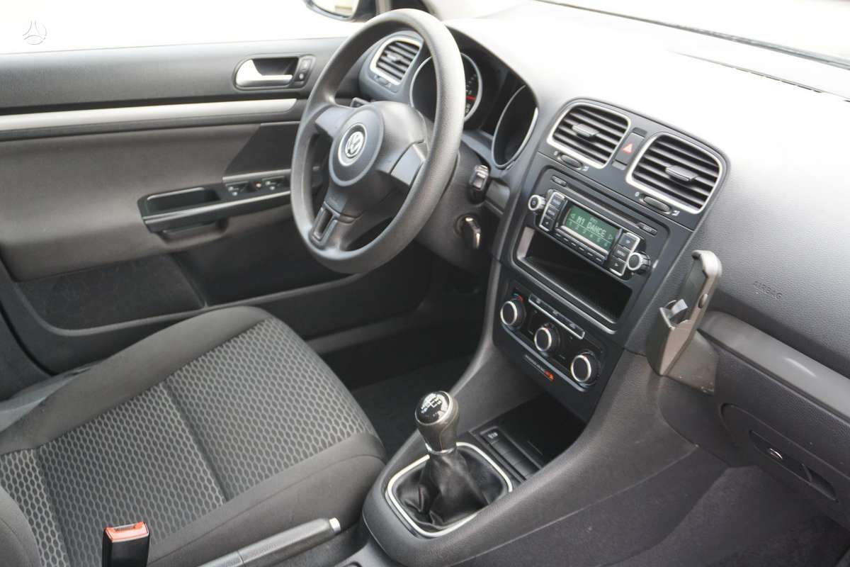 Volkswagen Golf, 1.6 l., Универсал