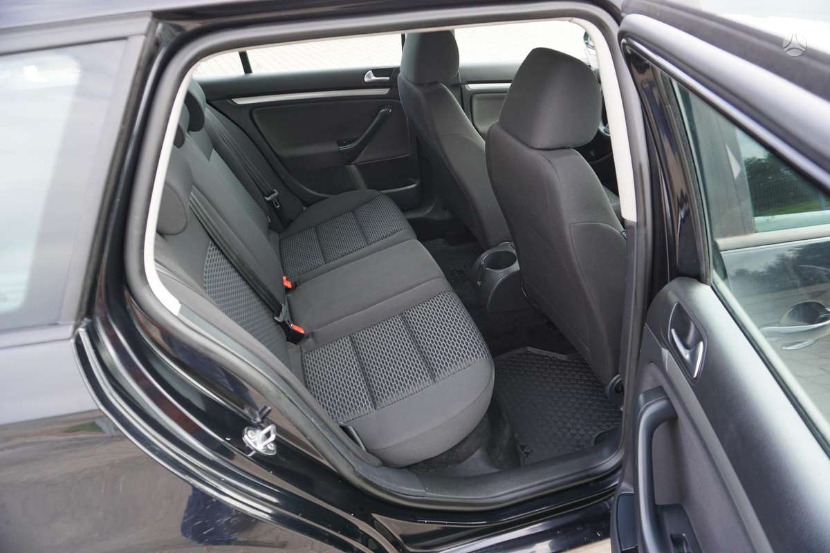 Volkswagen Golf, 1.6 l., Универсал