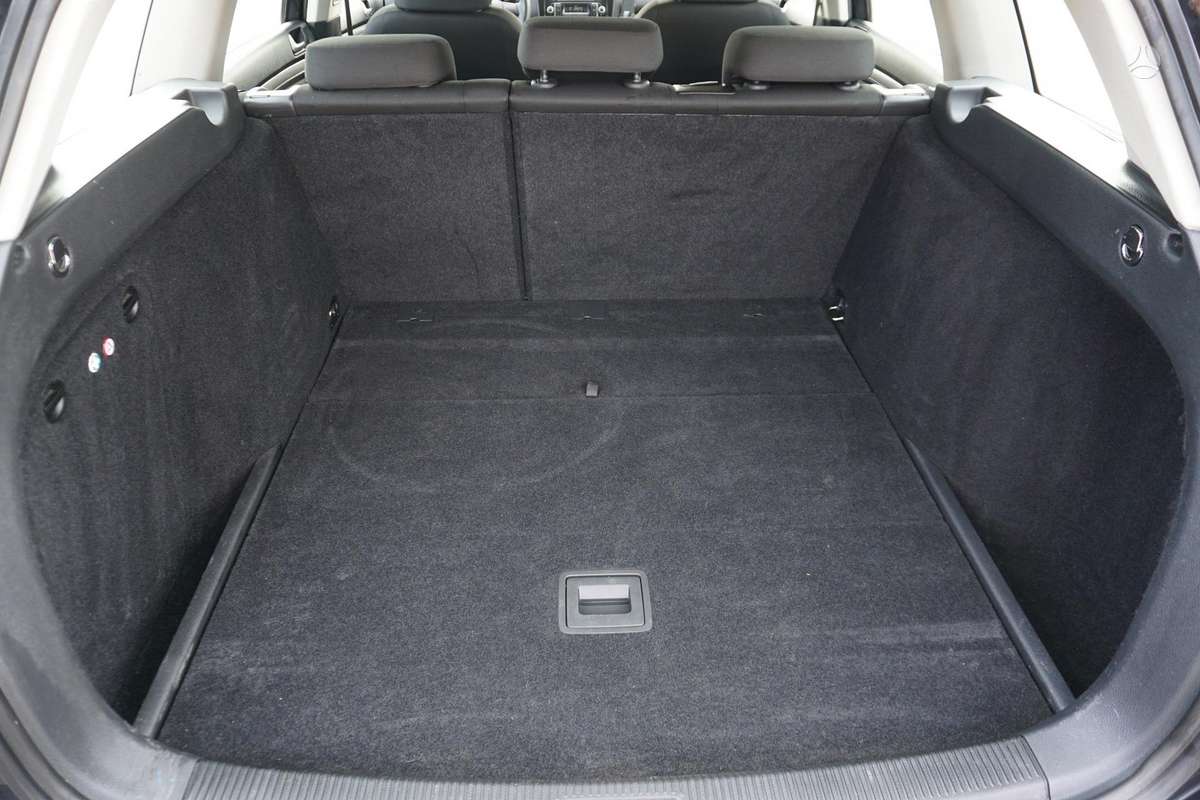 Volkswagen Golf, 1.6 l., Универсал