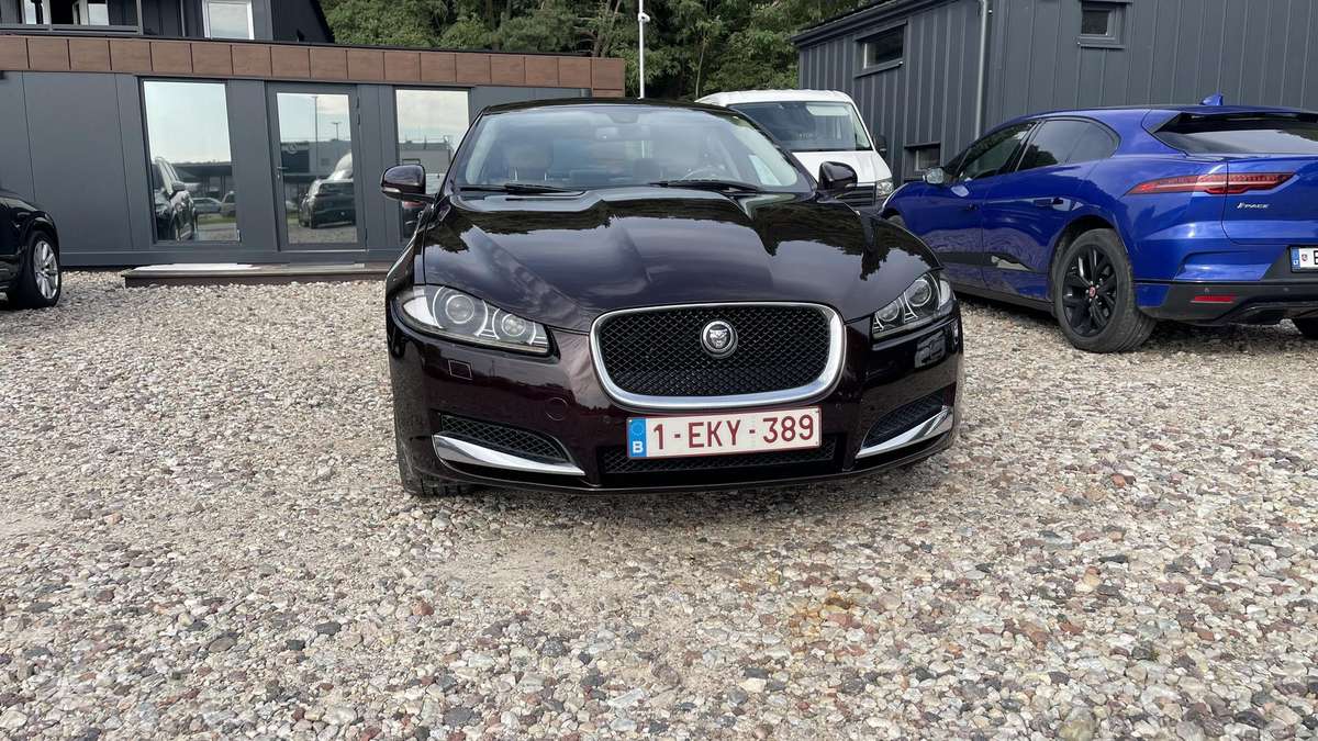 Jaguar XF, 3.0 l., Седан