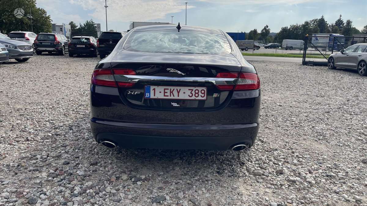 Jaguar XF, 3.0 l., Седан