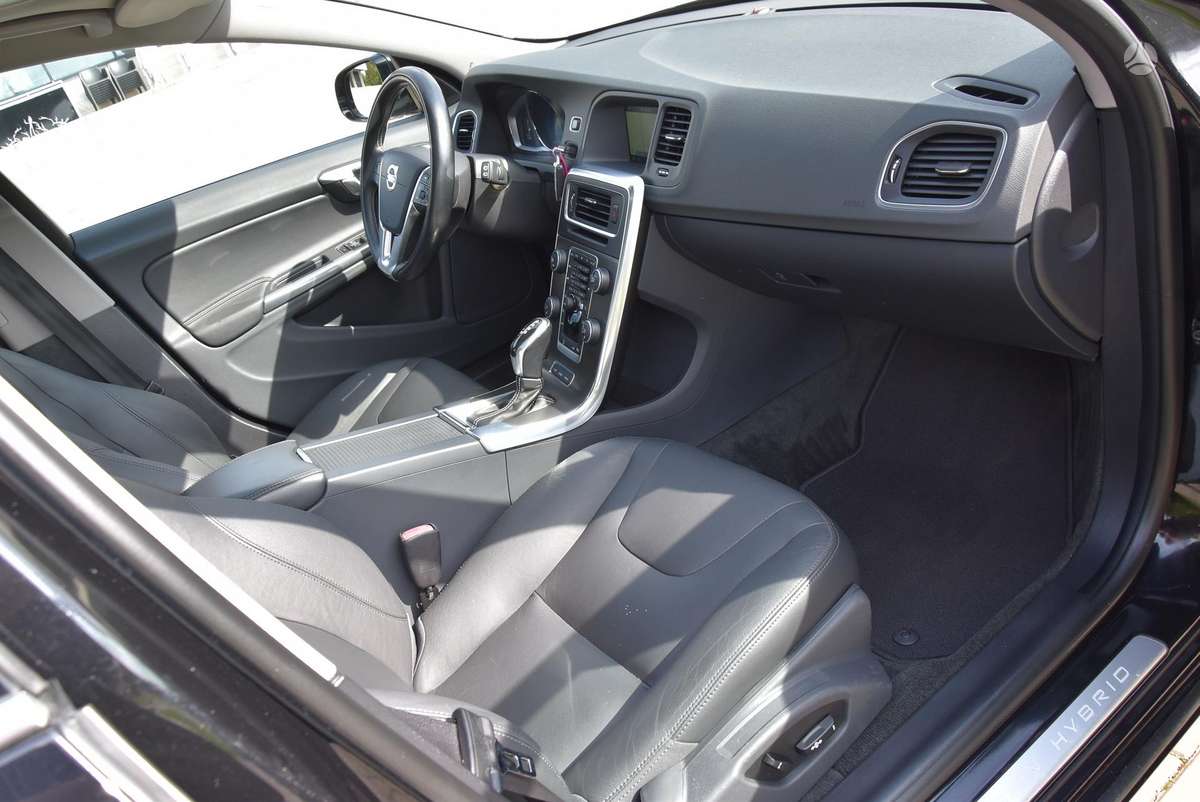 Volvo V60, 2.4 l., Универсал