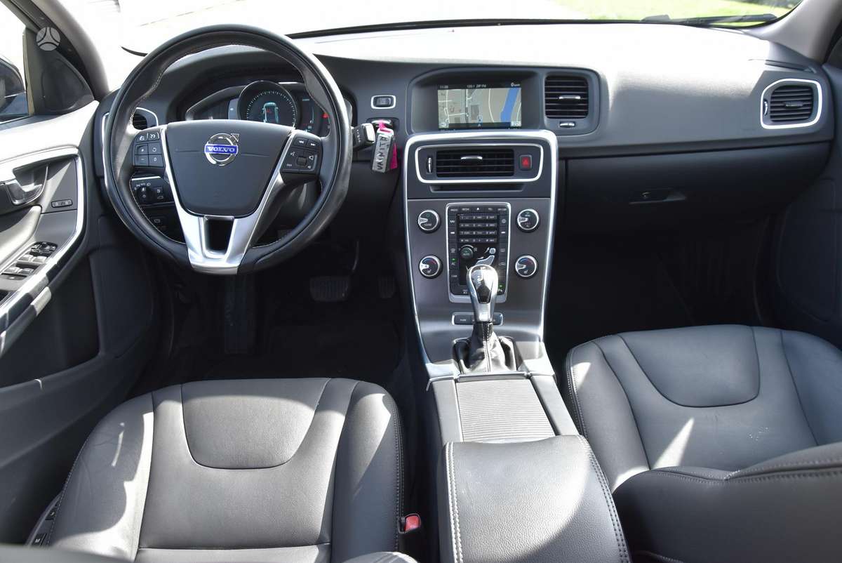 Volvo V60, 2.4 l., Универсал