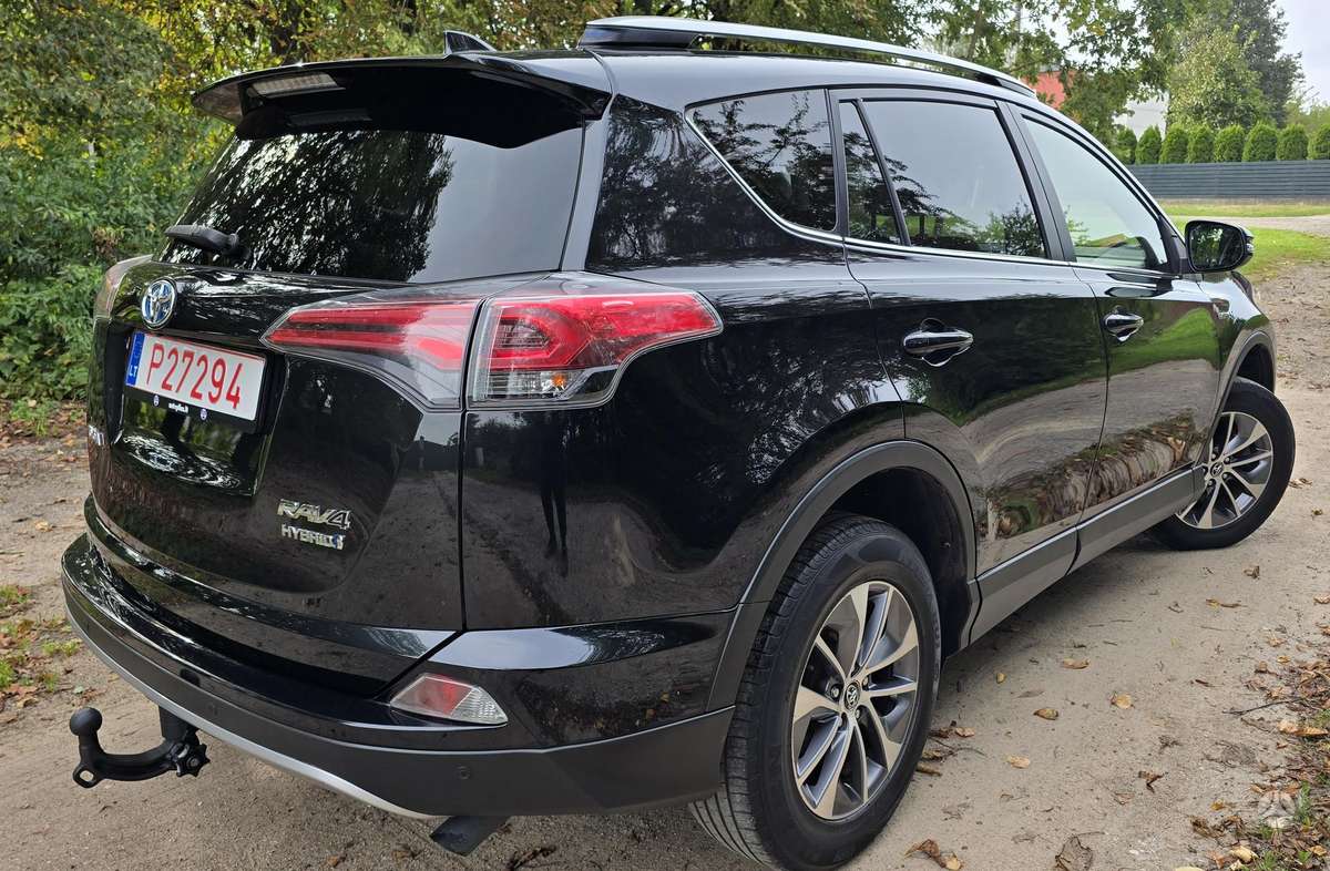 Toyota RAV4 - 5
