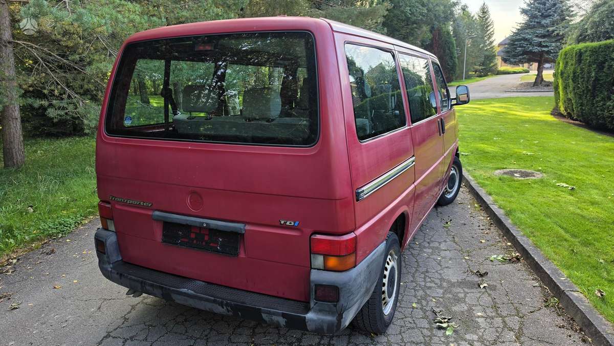 Volkswagen Transporter - 7