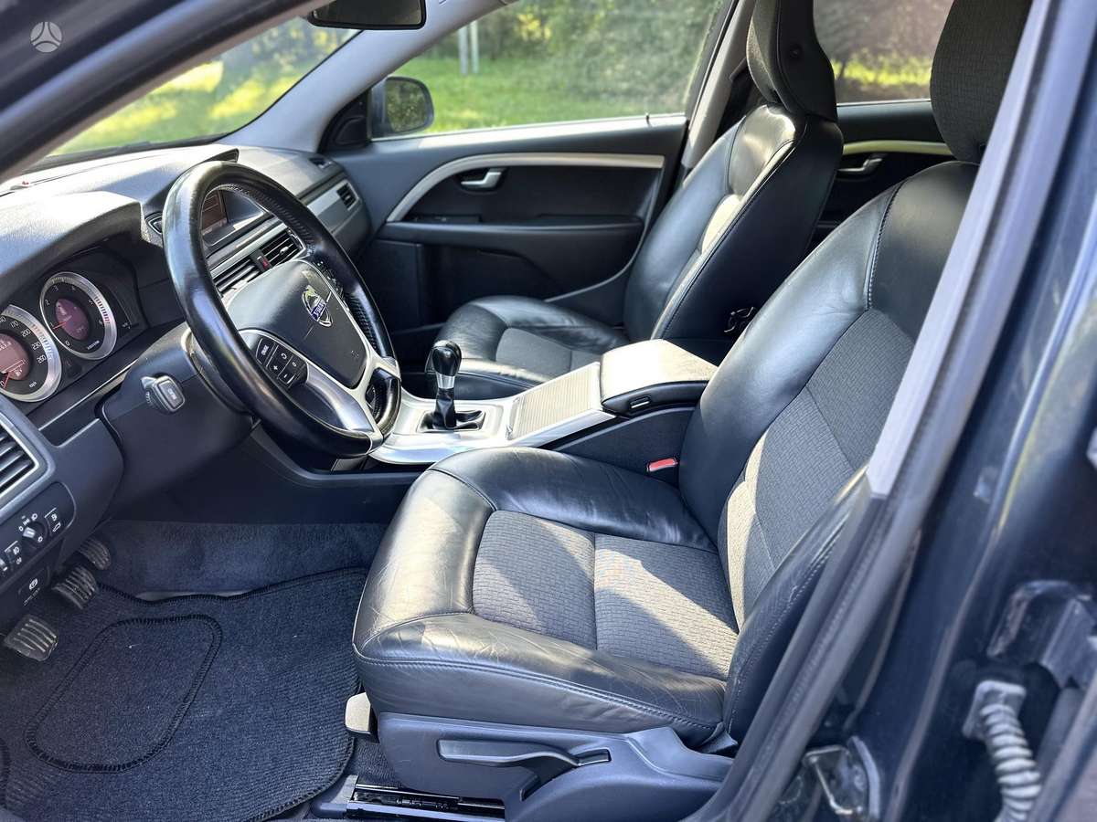 Volvo V70, 1.6 l., wagon