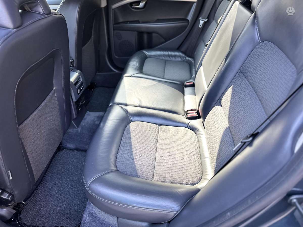 Volvo V70, 1.6 l., wagon