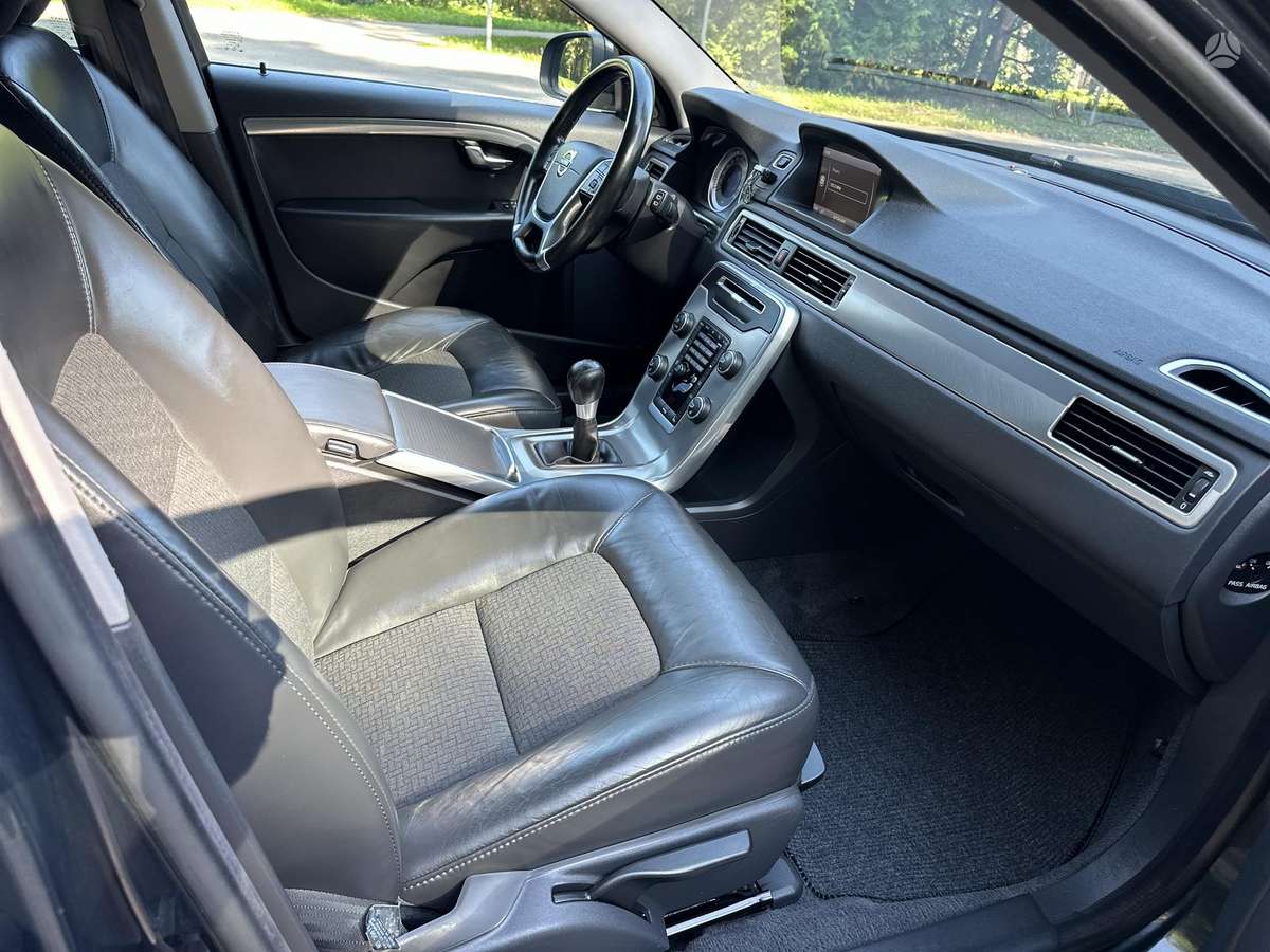 Volvo V70, 1.6 l., wagon