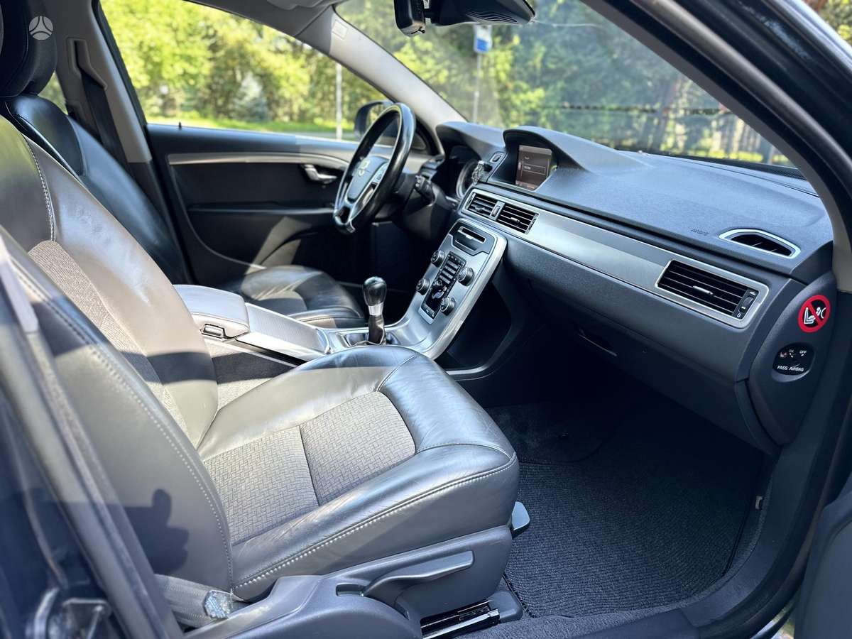 Volvo V70, 1.6 l., wagon