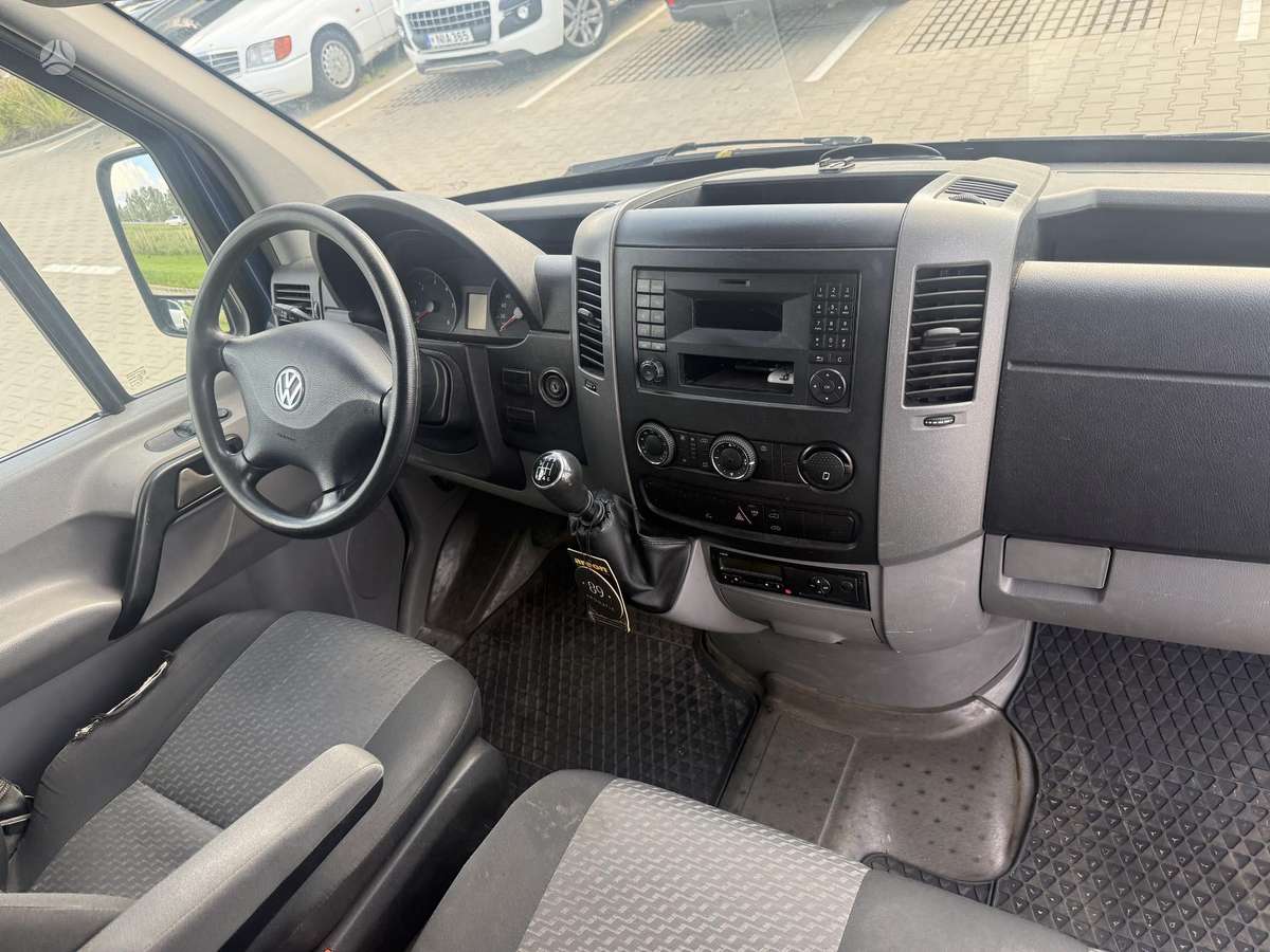 Volkswagen Crafter - 12