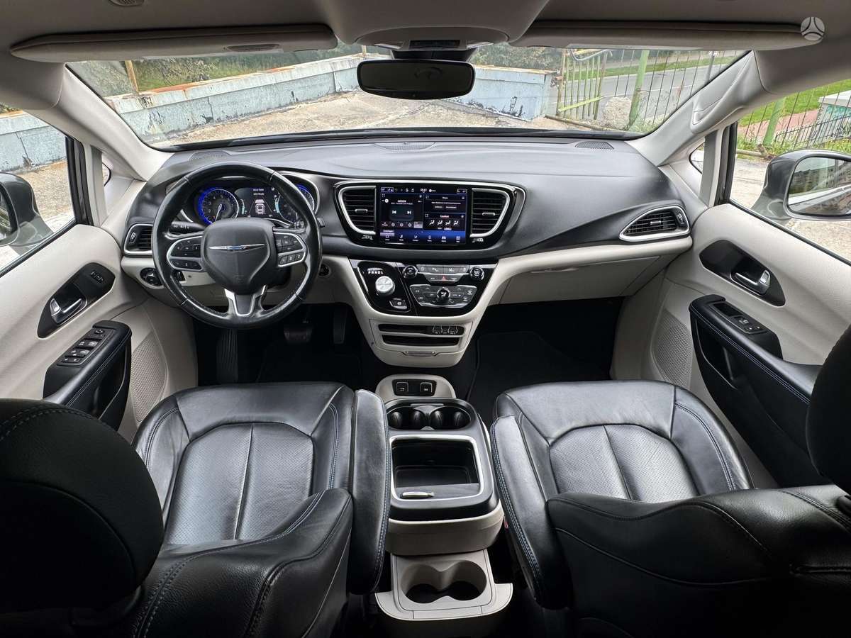 Chrysler Pacifica, 3.6 l., Минивэн