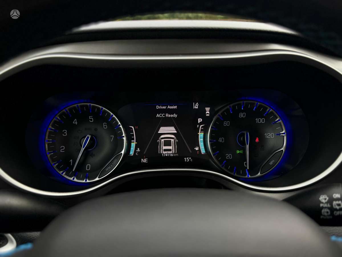 Chrysler Pacifica, 3.6 l., Минивэн