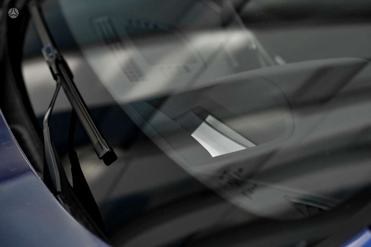 BMW X1, 2.0 l., off-road / crossover