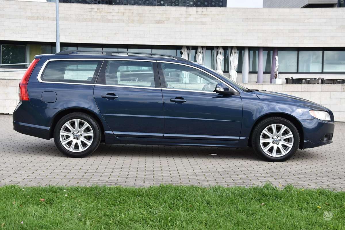 Volvo V70 - 3