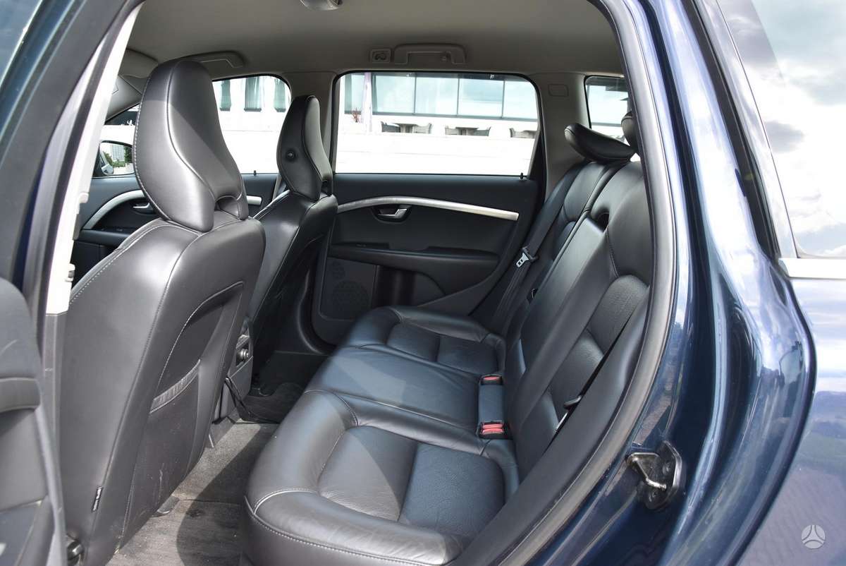 Volvo V70, 2.4 l., Универсал