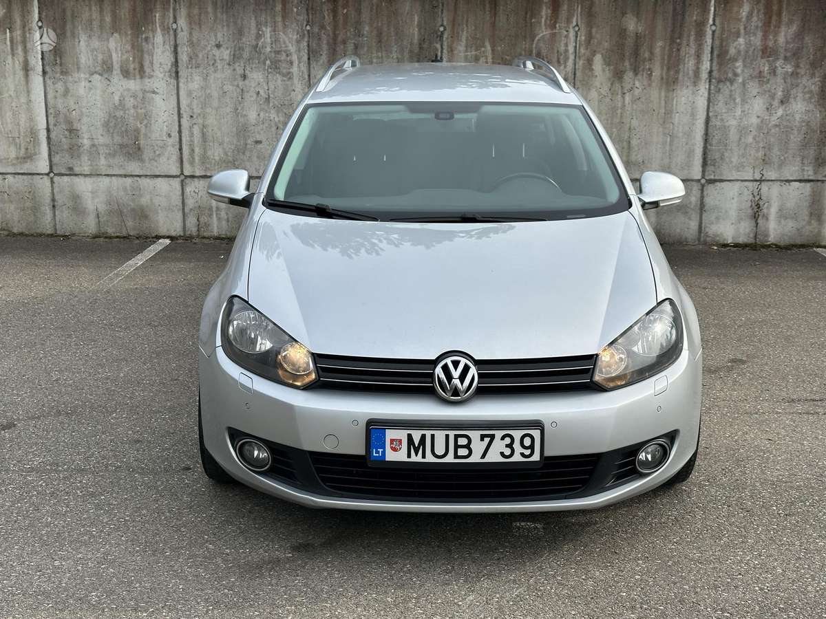 Volkswagen Golf - 2