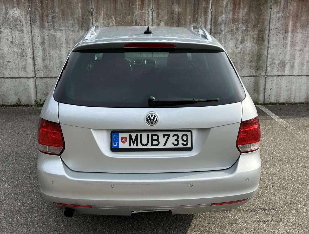 Volkswagen Golf - 7