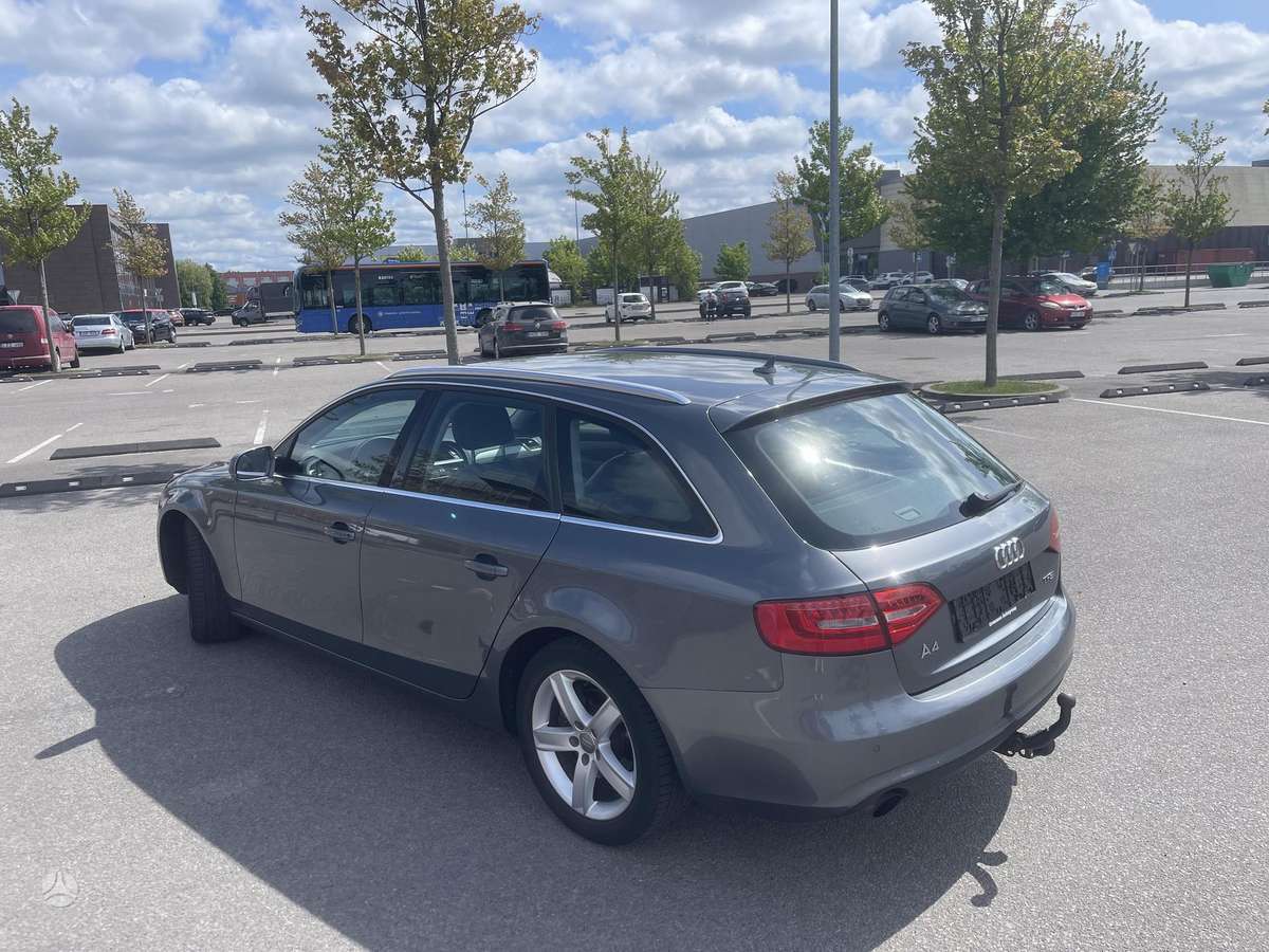 Audi A4, 1.8 l., Универсал