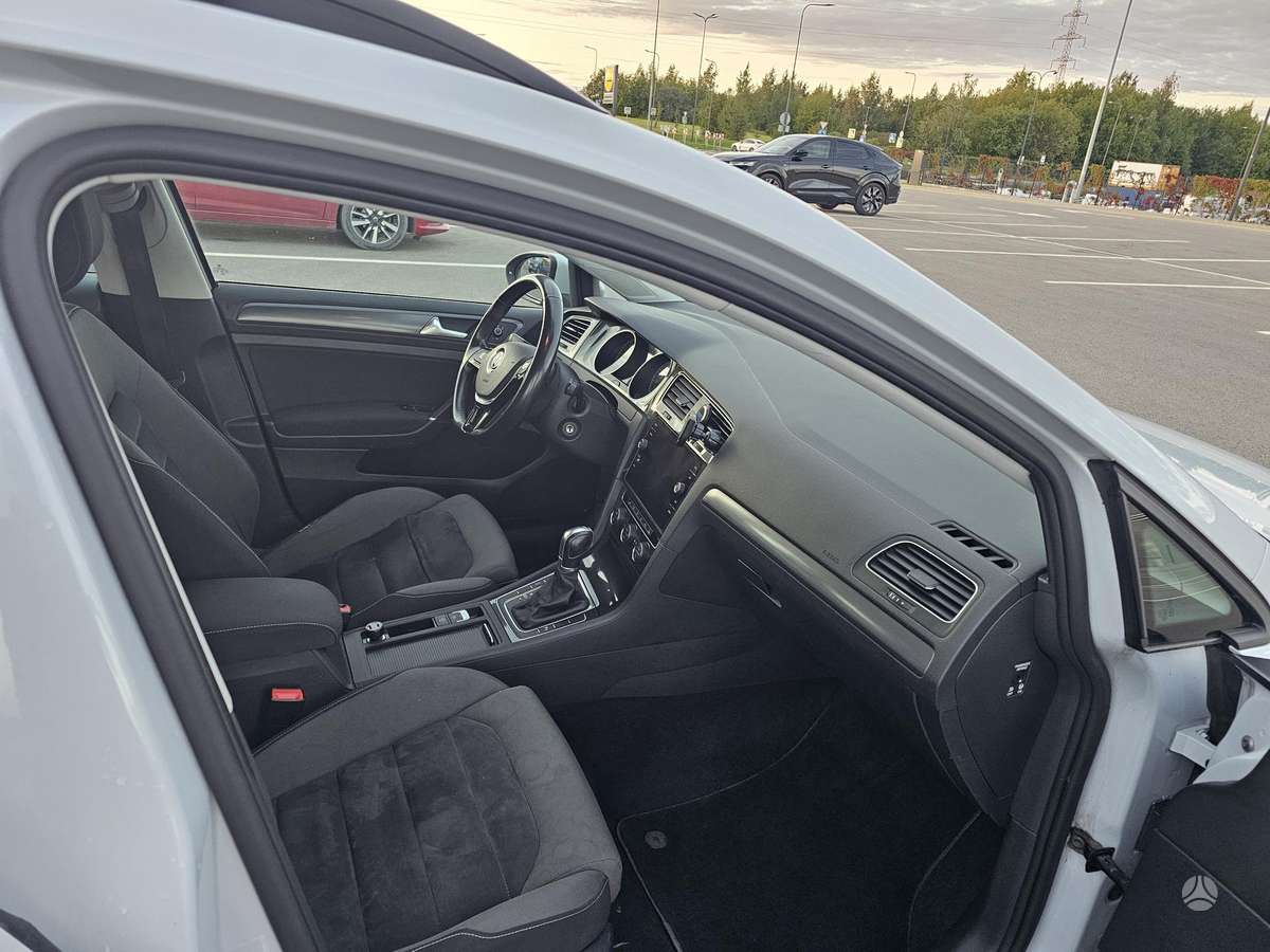 Volkswagen Golf SportWagen - 5