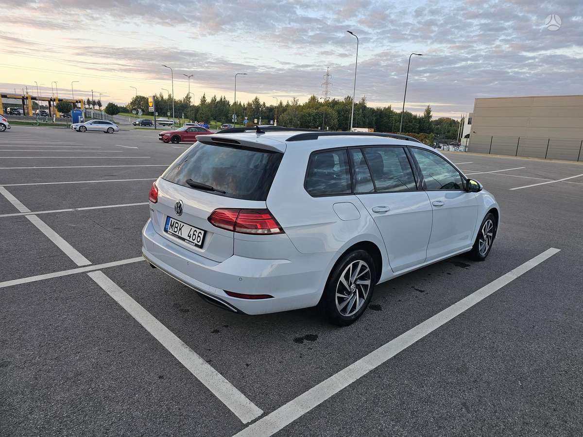 Volkswagen Golf SportWagen - 11