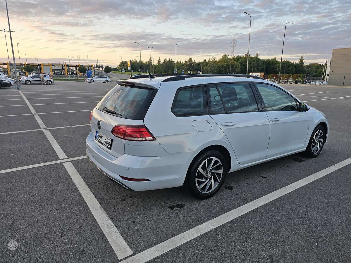 Volkswagen Golf SportWagen - 12