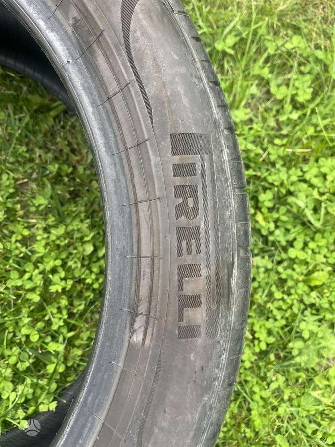 Pirelli P Zero, летние 275/40 R19