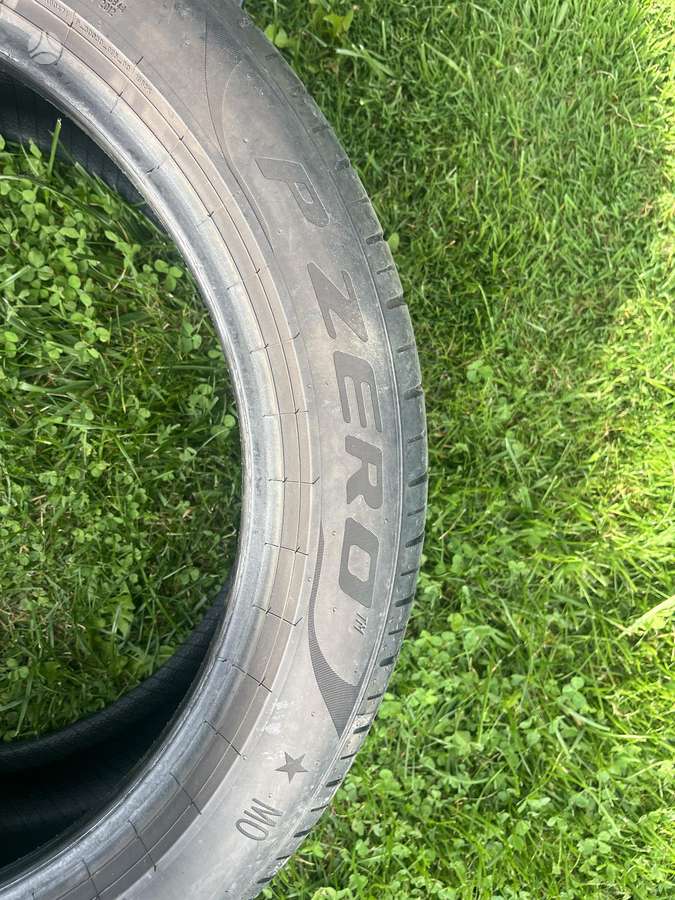 Pirelli P Zero, summer 275/40 R19