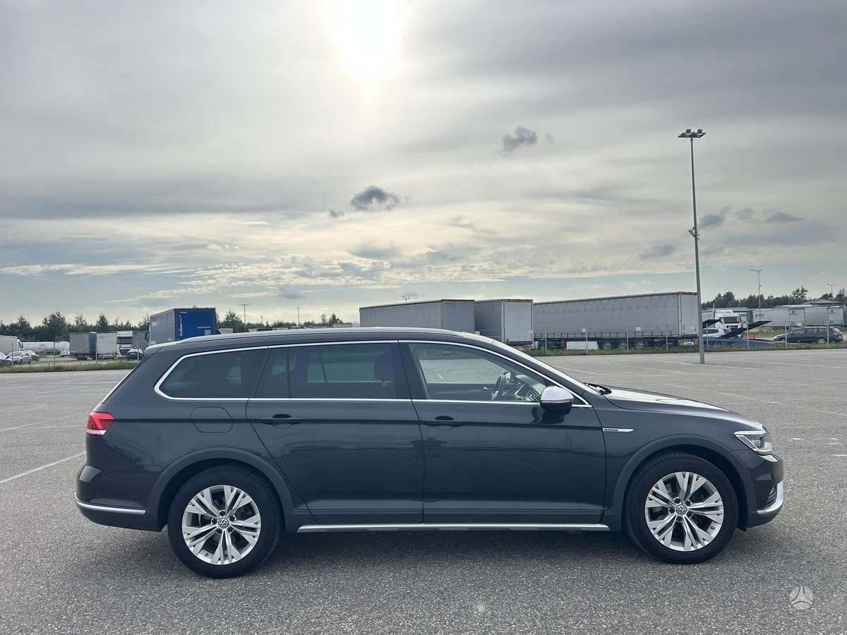Volkswagen Passat Alltrack - 5
