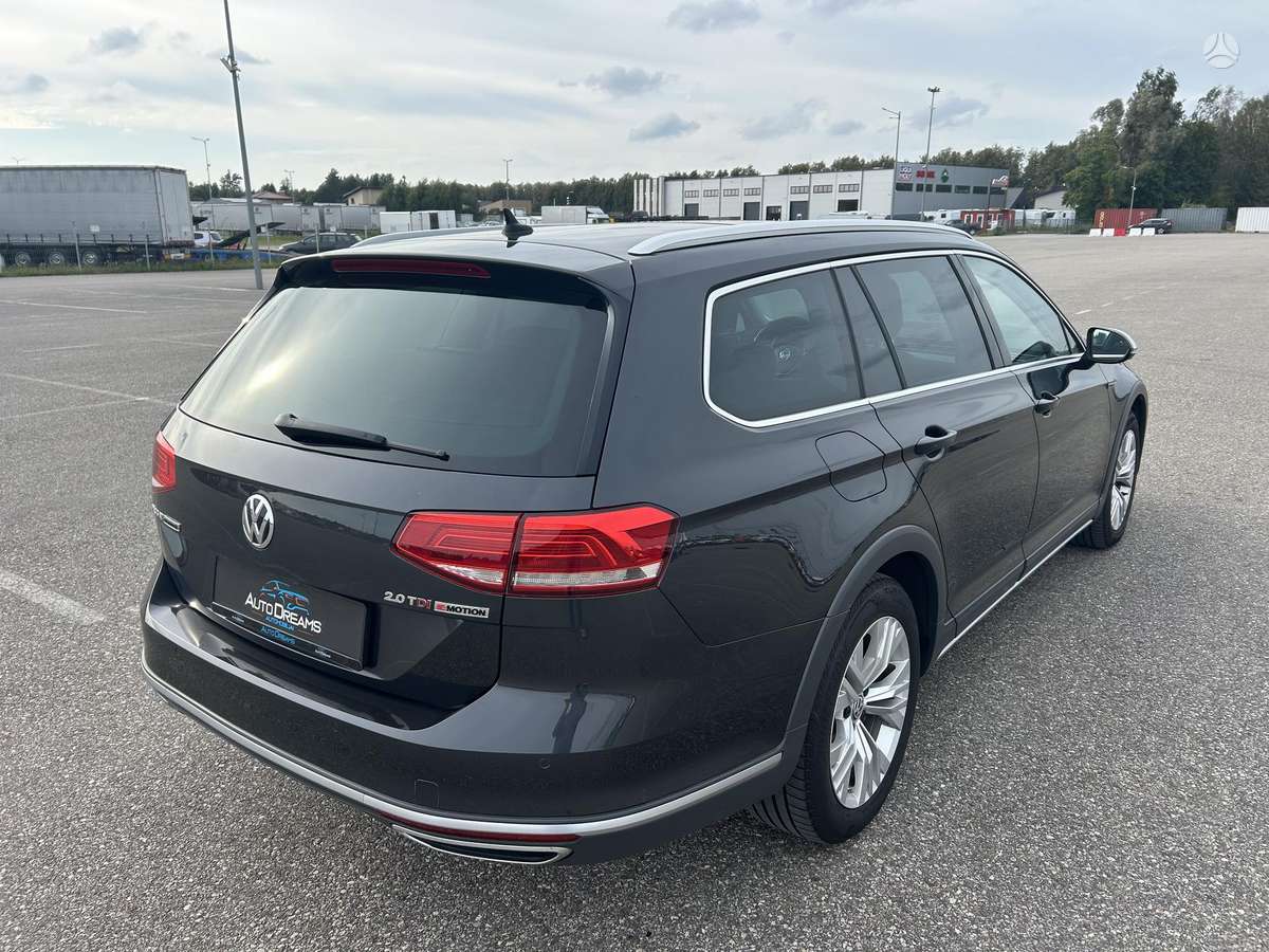 Volkswagen Passat Alltrack - 8