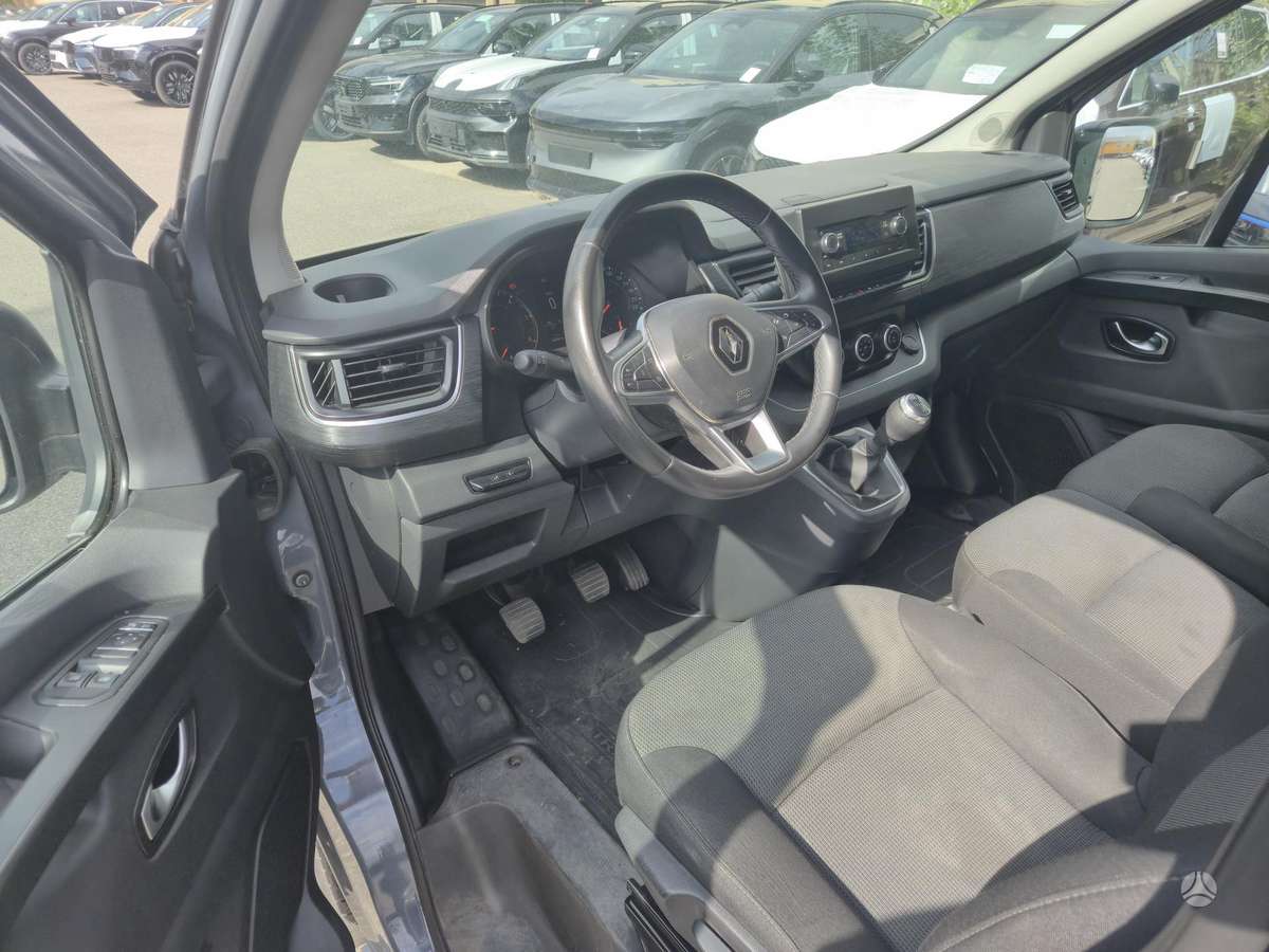 Renault Trafic - 7