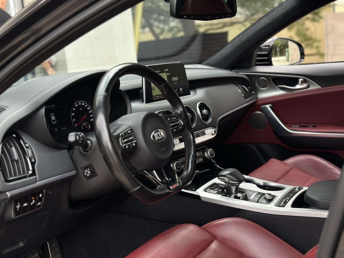 KIA Stinger - 12