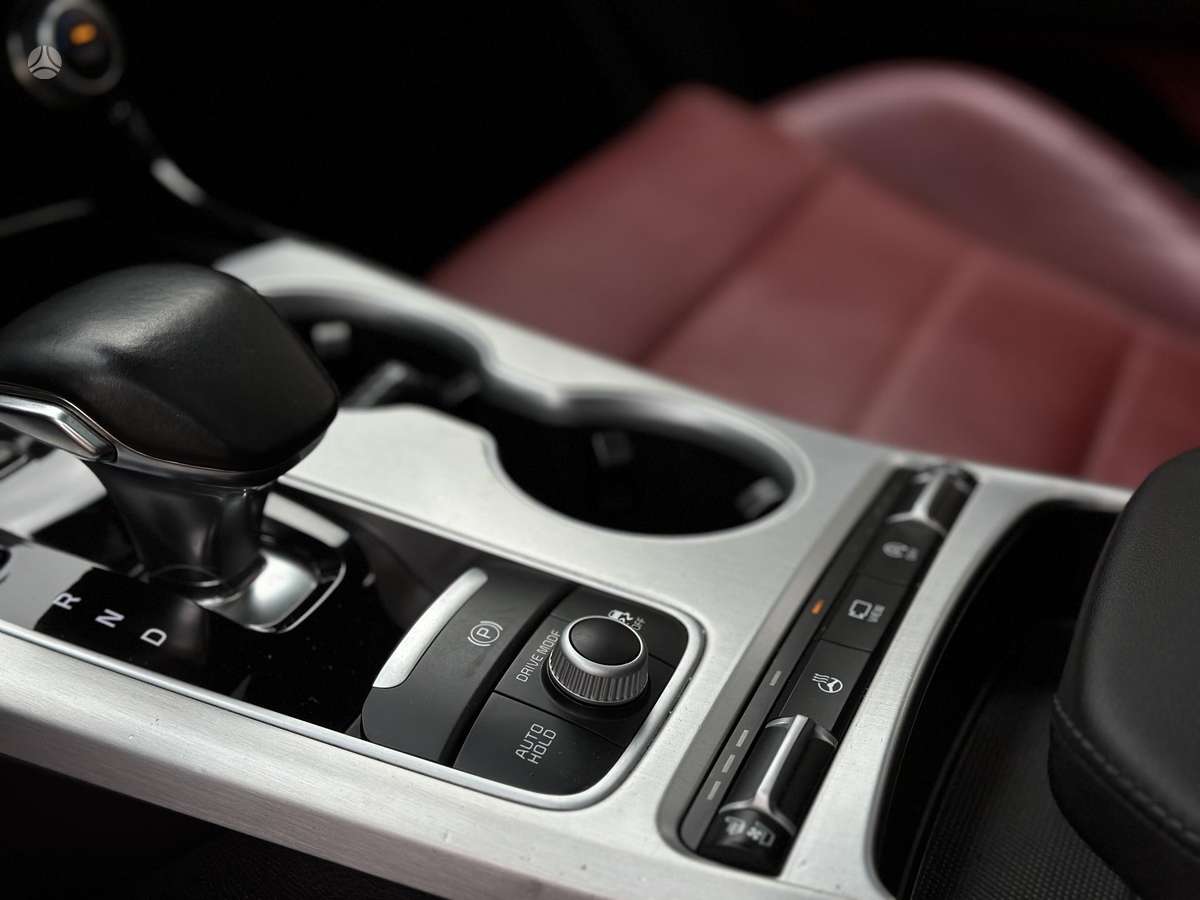 Kia Stinger, 3.3 l., Седан