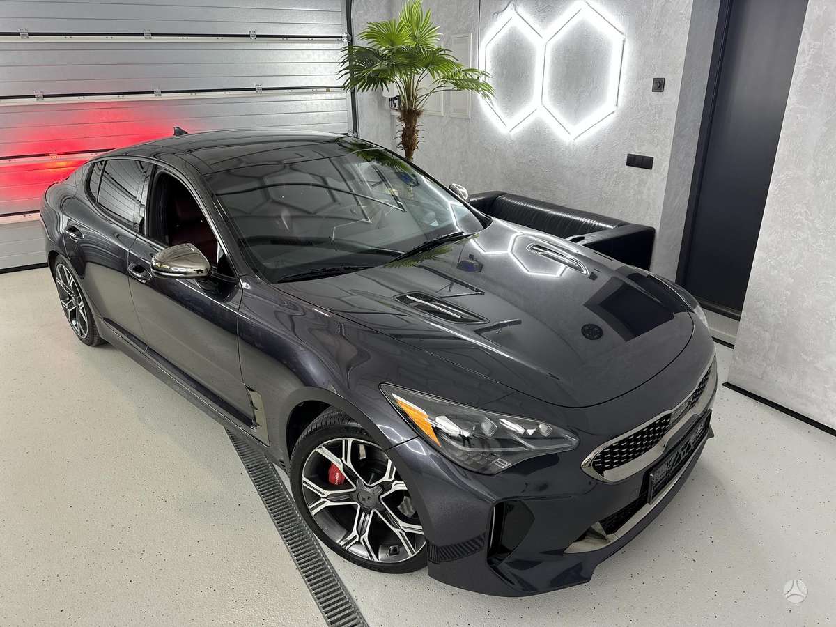 Kia Stinger, 3.3 l., Седан