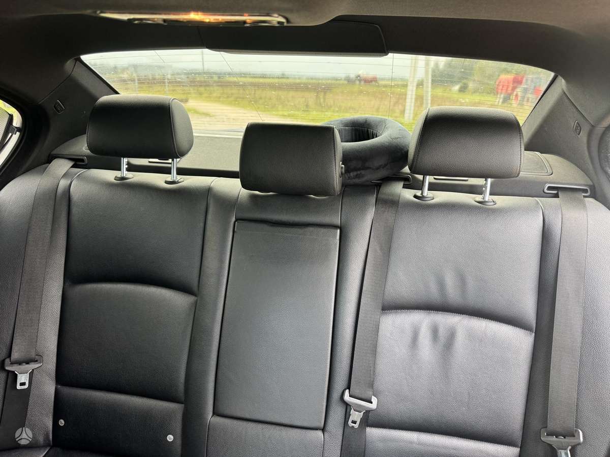 BMW 528, 3.0 l., Седан