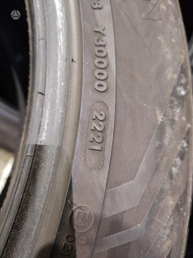 Vredestein, зимние 285/45 R20