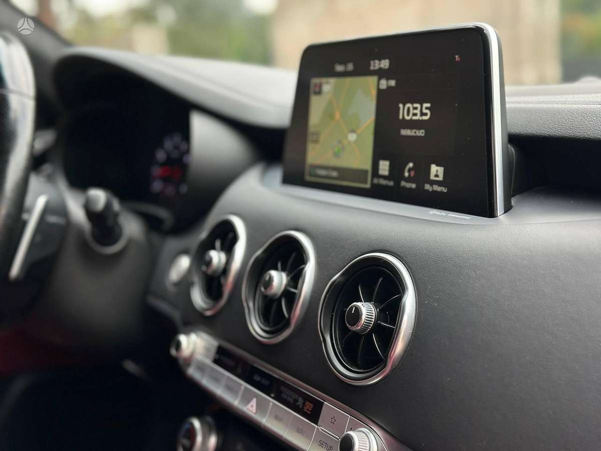 Kia Stinger, 3.3 l., Седан