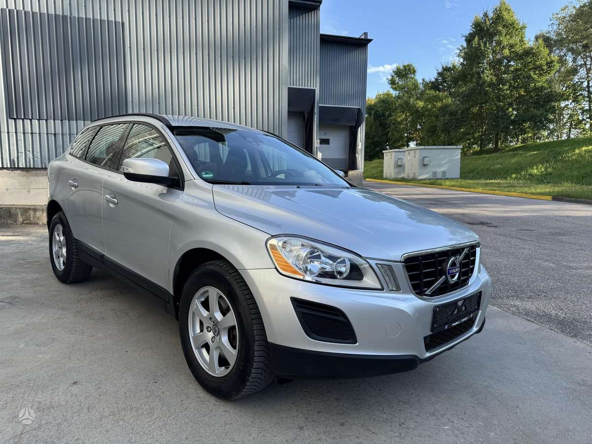Volvo XC60 - 2