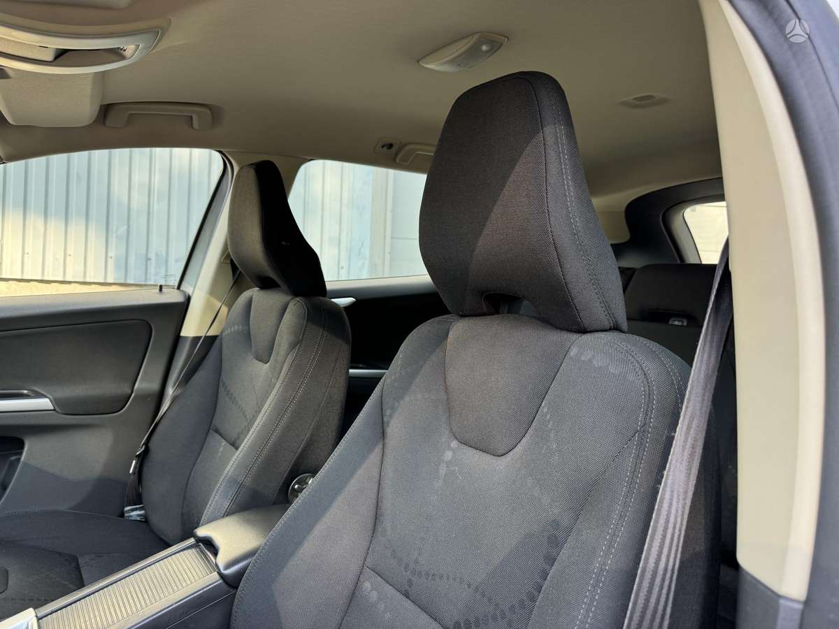Volvo XC60 - 8