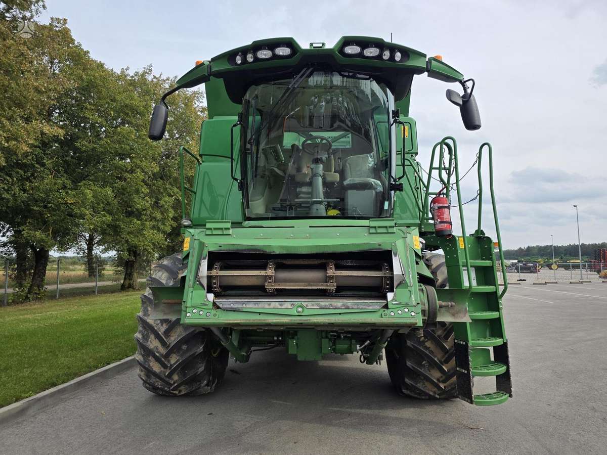 John Deere T670, комбайны