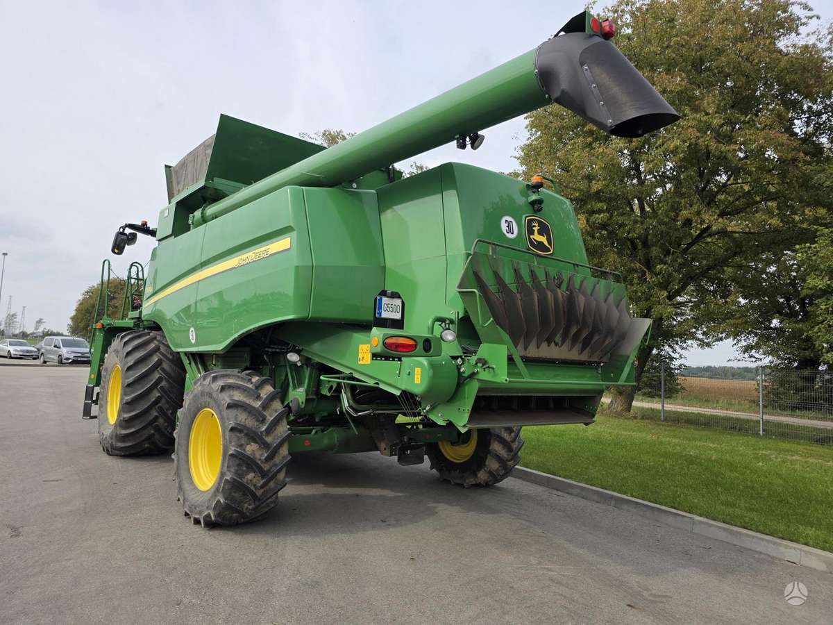 John Deere T670, комбайны