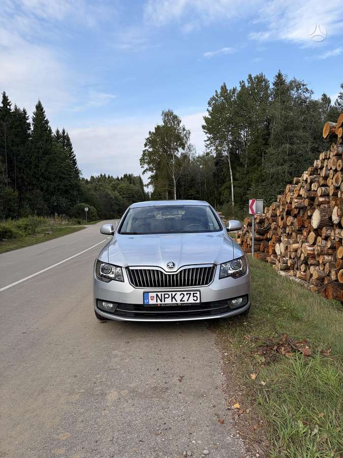 Škoda Superb - 2