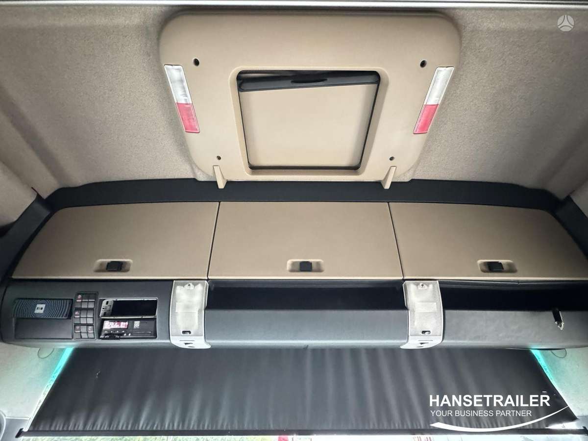 MAN TGX 18.500 XXL Retarder, double sleeper