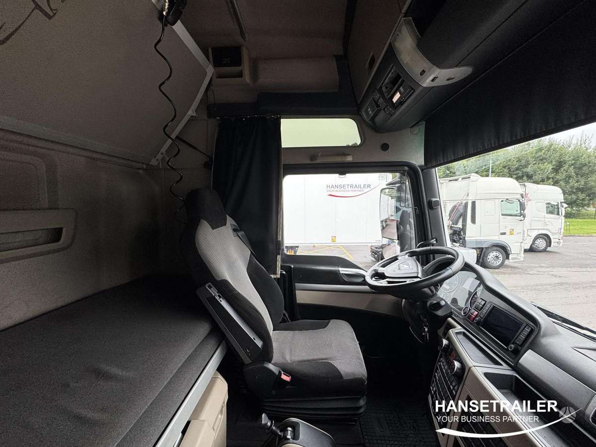 MAN TGX 18.500 XXL Retarder, double sleeper